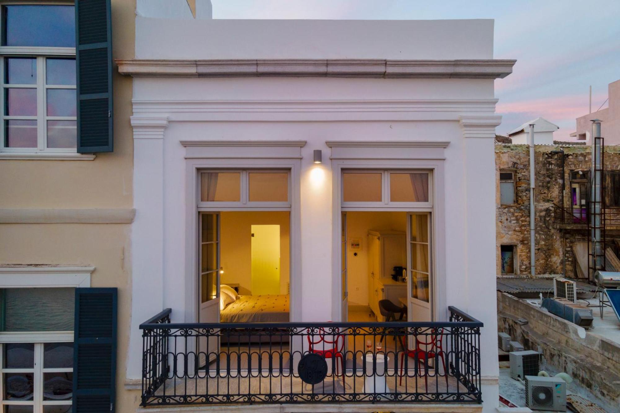 Skylight Hotel Ermoupoli Exterior photo